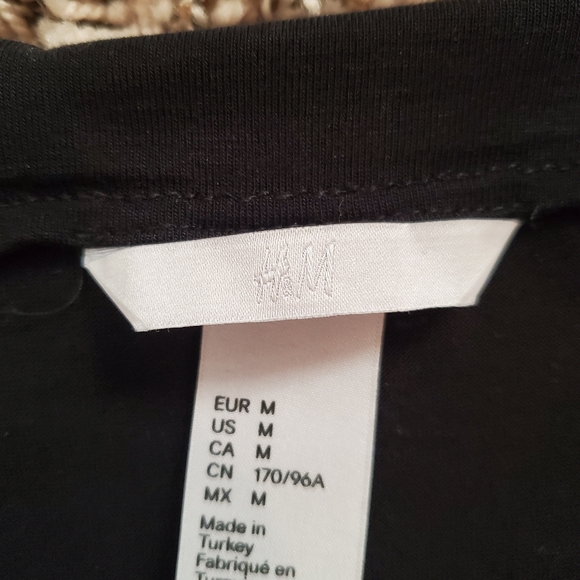 H&M tank top - Picture 3 of 3